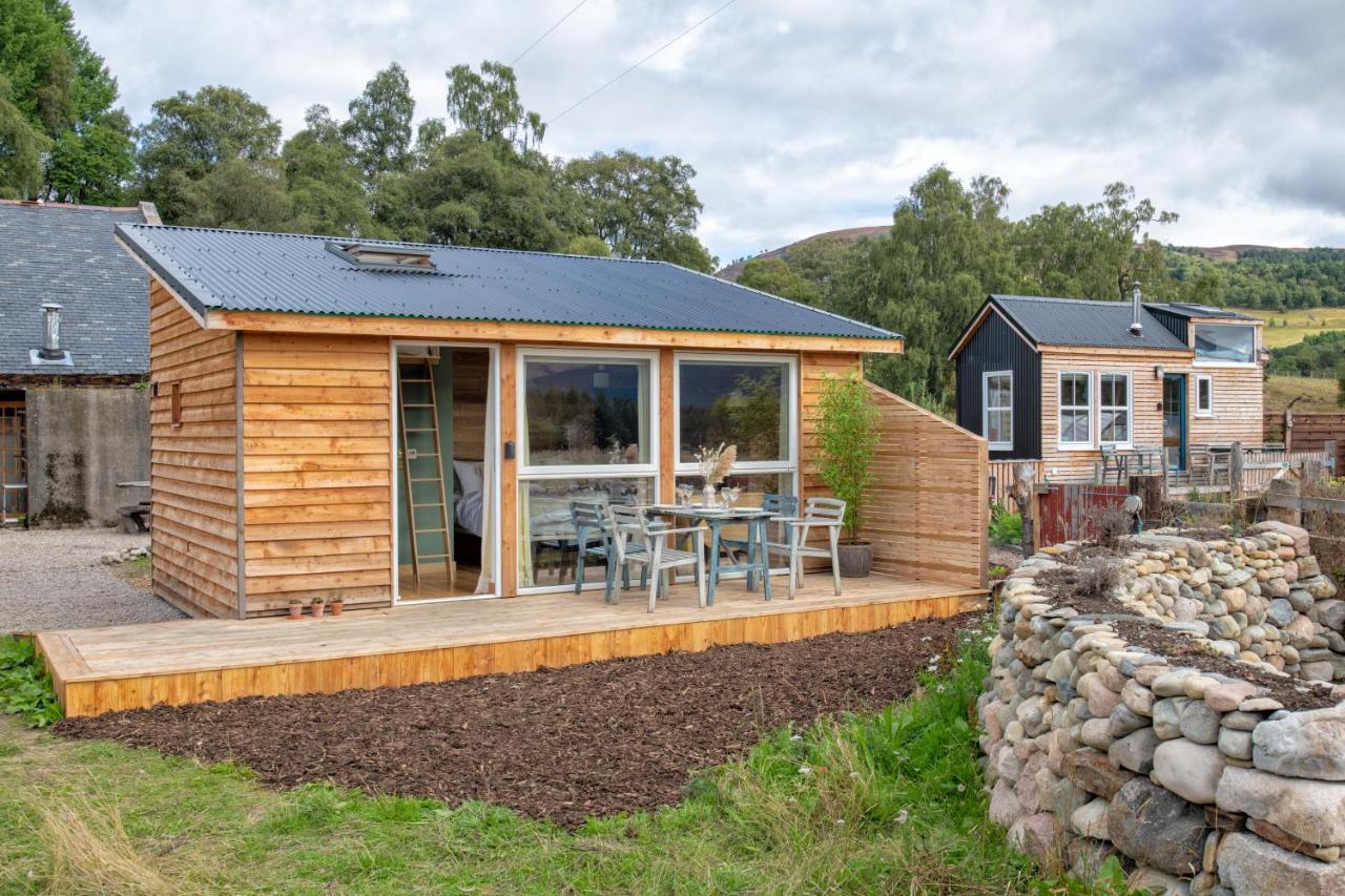 Alba - Charming Boutique Forest View Cabin With Hot Tub In 발라터 외부 사진